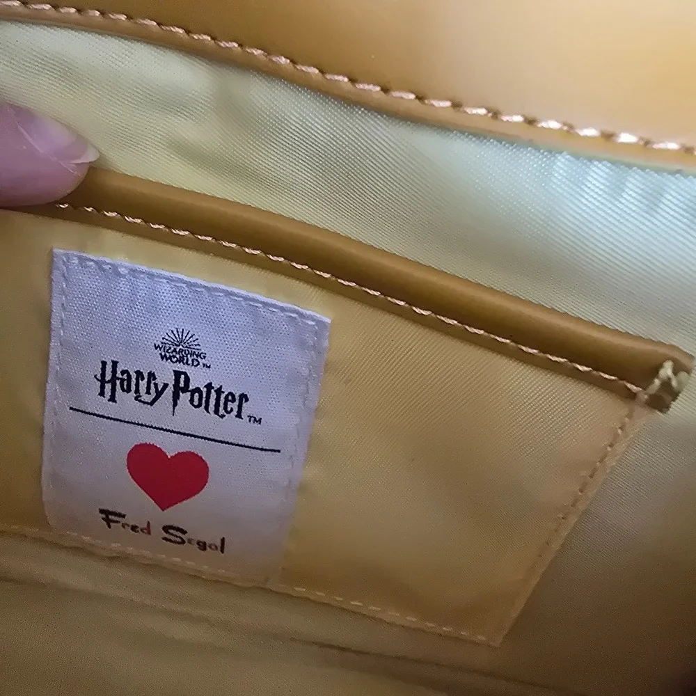 Harry Potter x Fred Segal Hufflepuff Handbag Yellow Faux Leather 9.5